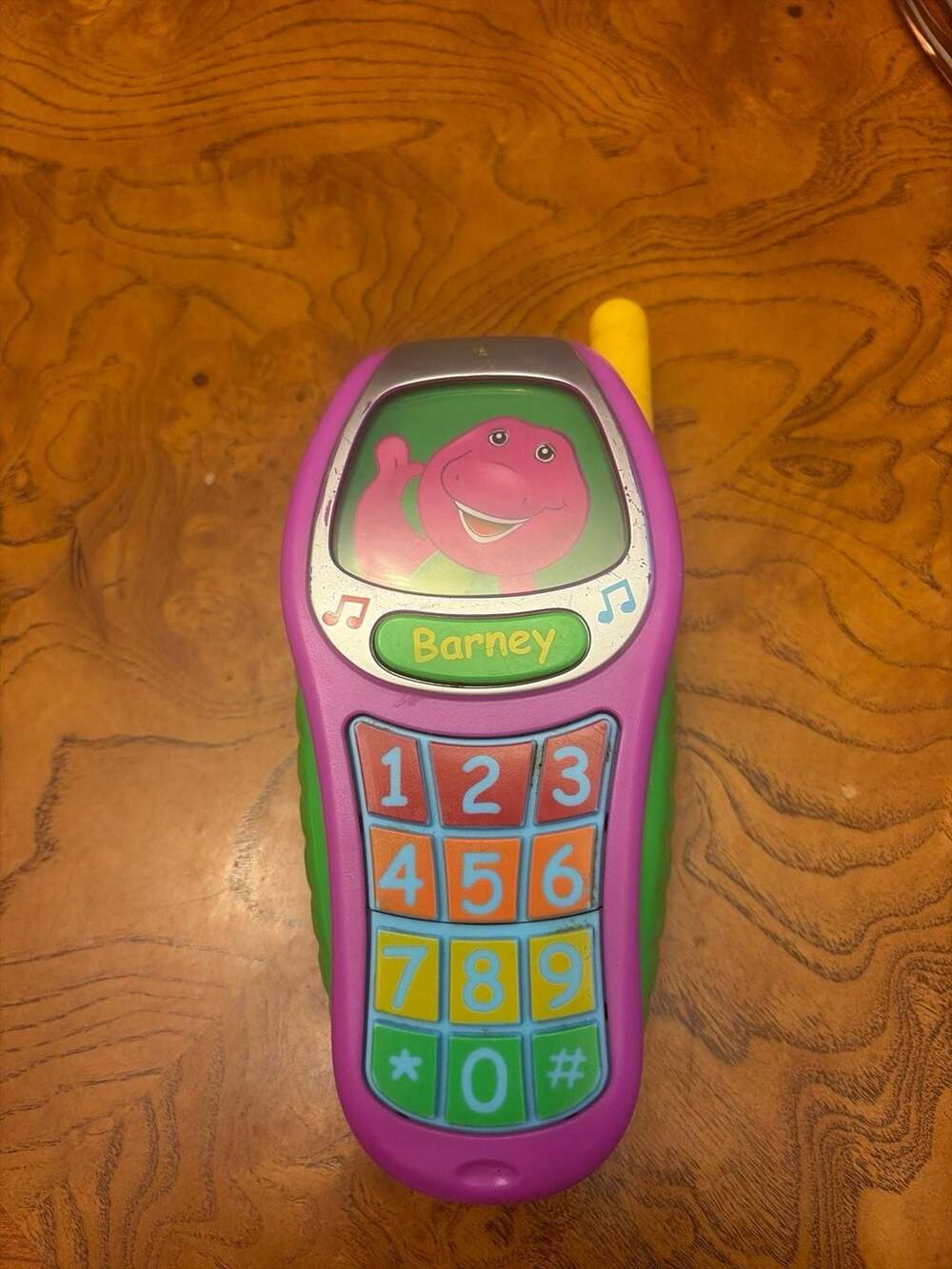 Vintage 2002 Mattel Barney the Purple Dinosaur Talking Musical Toy Cell Phone